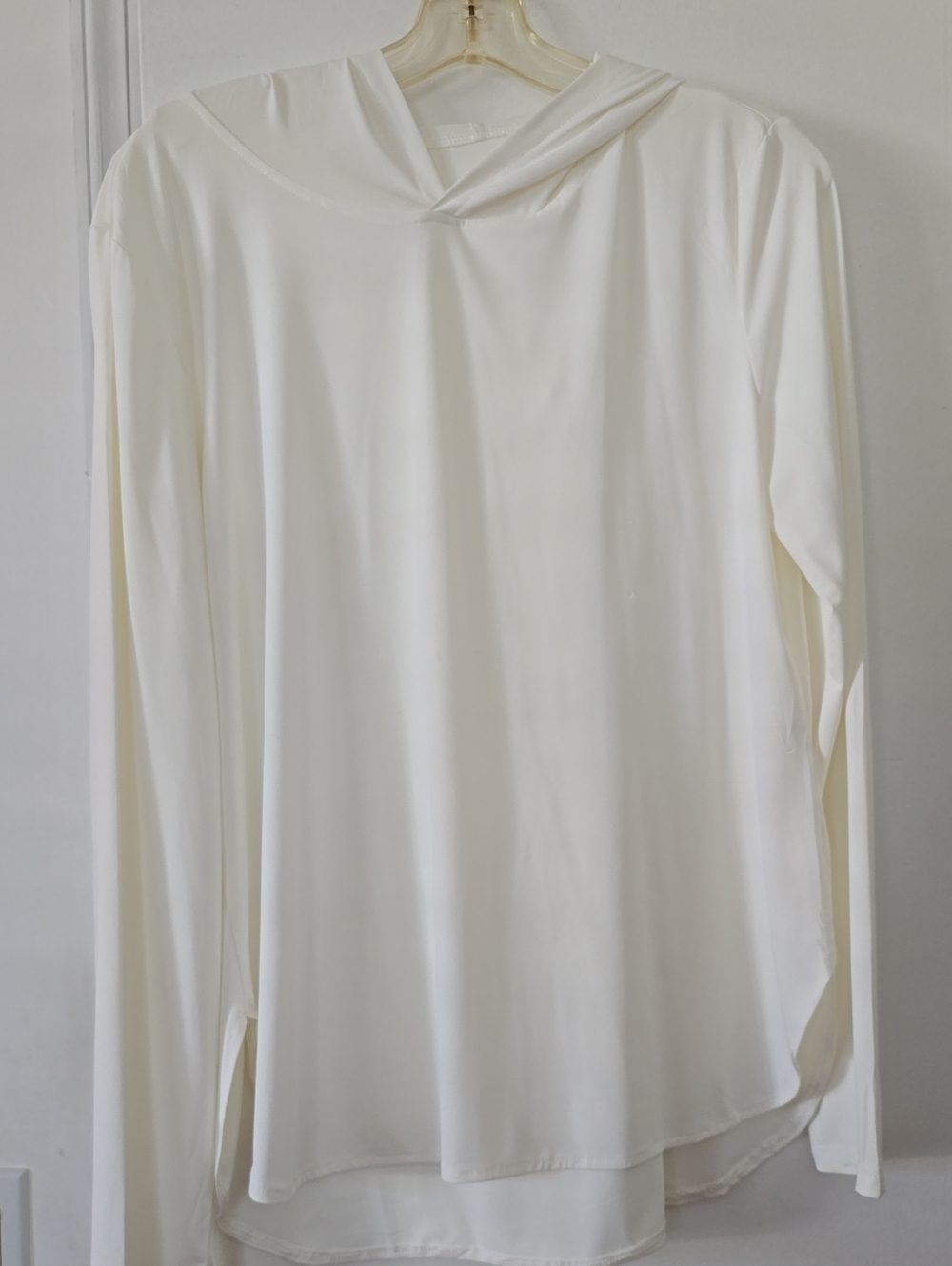 Source Unknown White Hooded Long-Sleeve Top